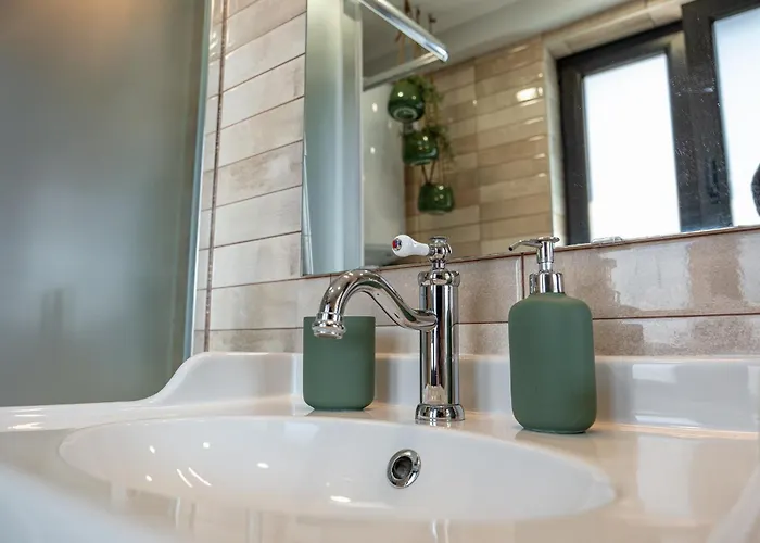 Historic Place With Paid Parking Appartamento *