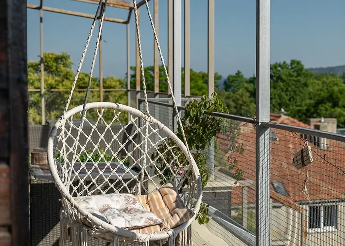 Historic Place With Paid Parking